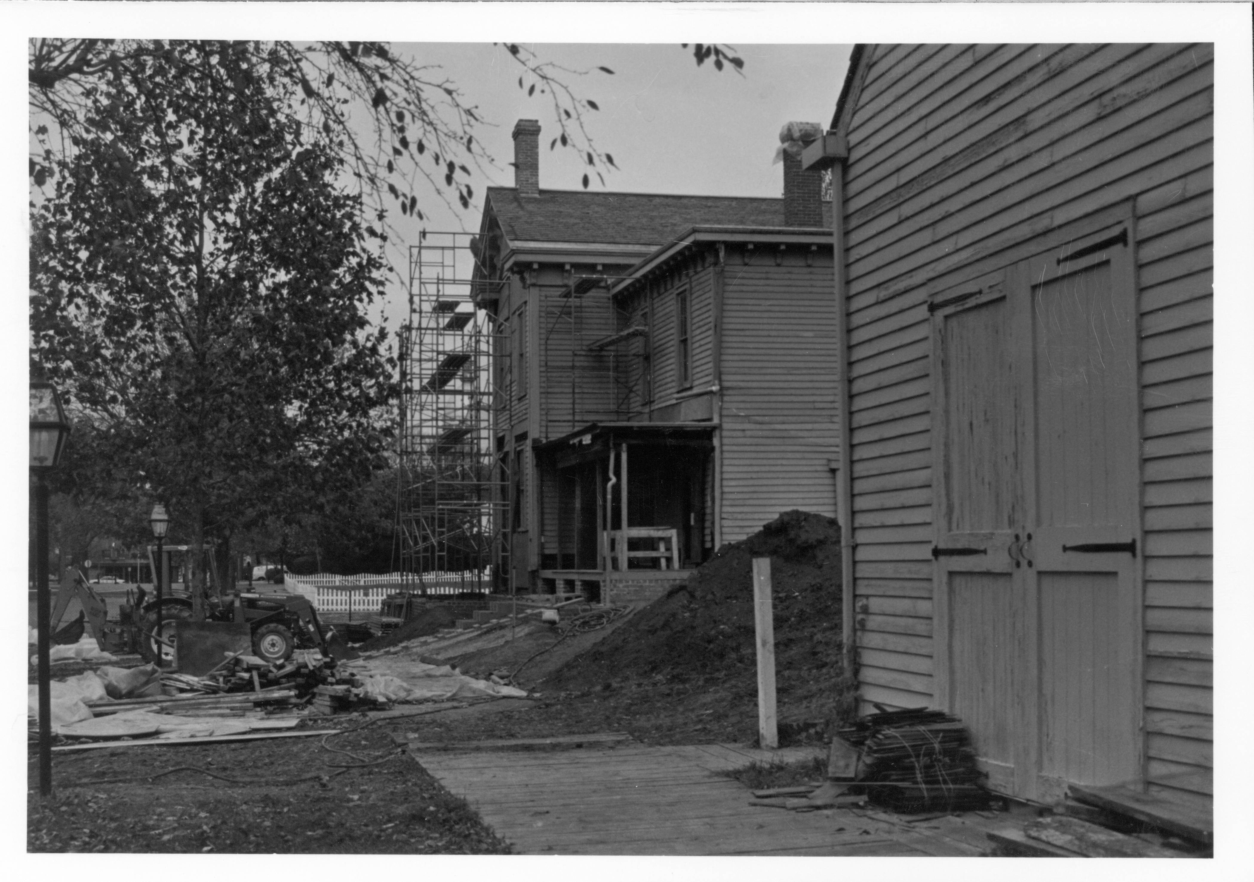 South 16-16 Lincoln, Home, Restoration, South Side, Scaffolding