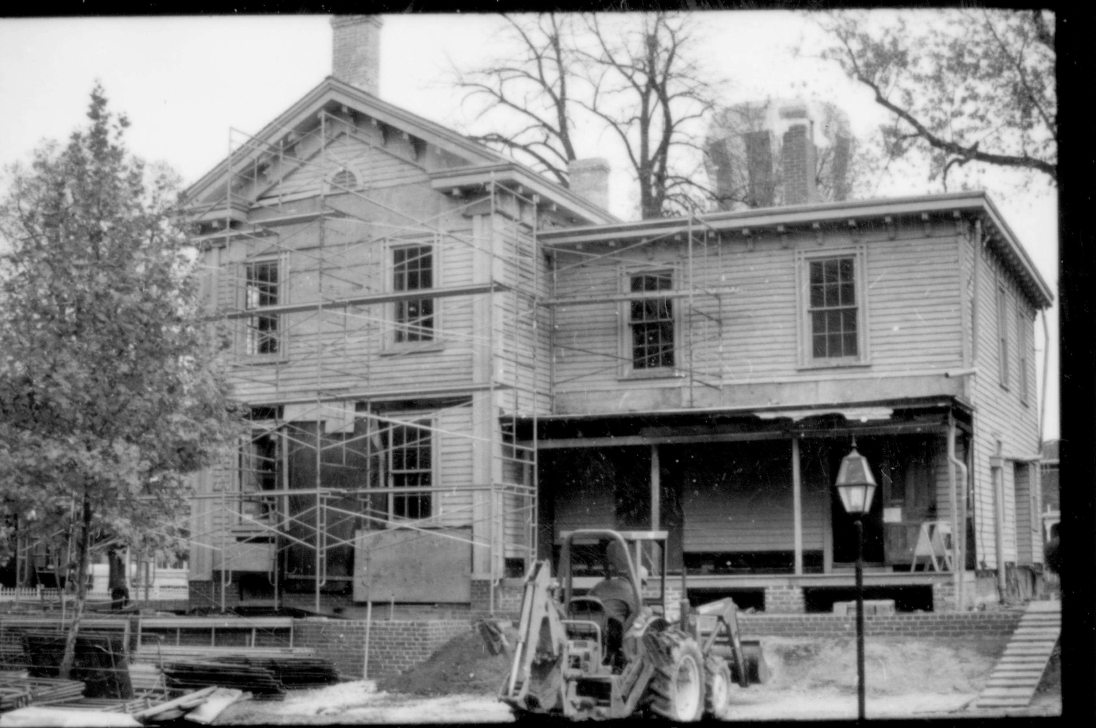 NA Home Restoration Lincoln, Home, Restoration, Scaffolding, Workers