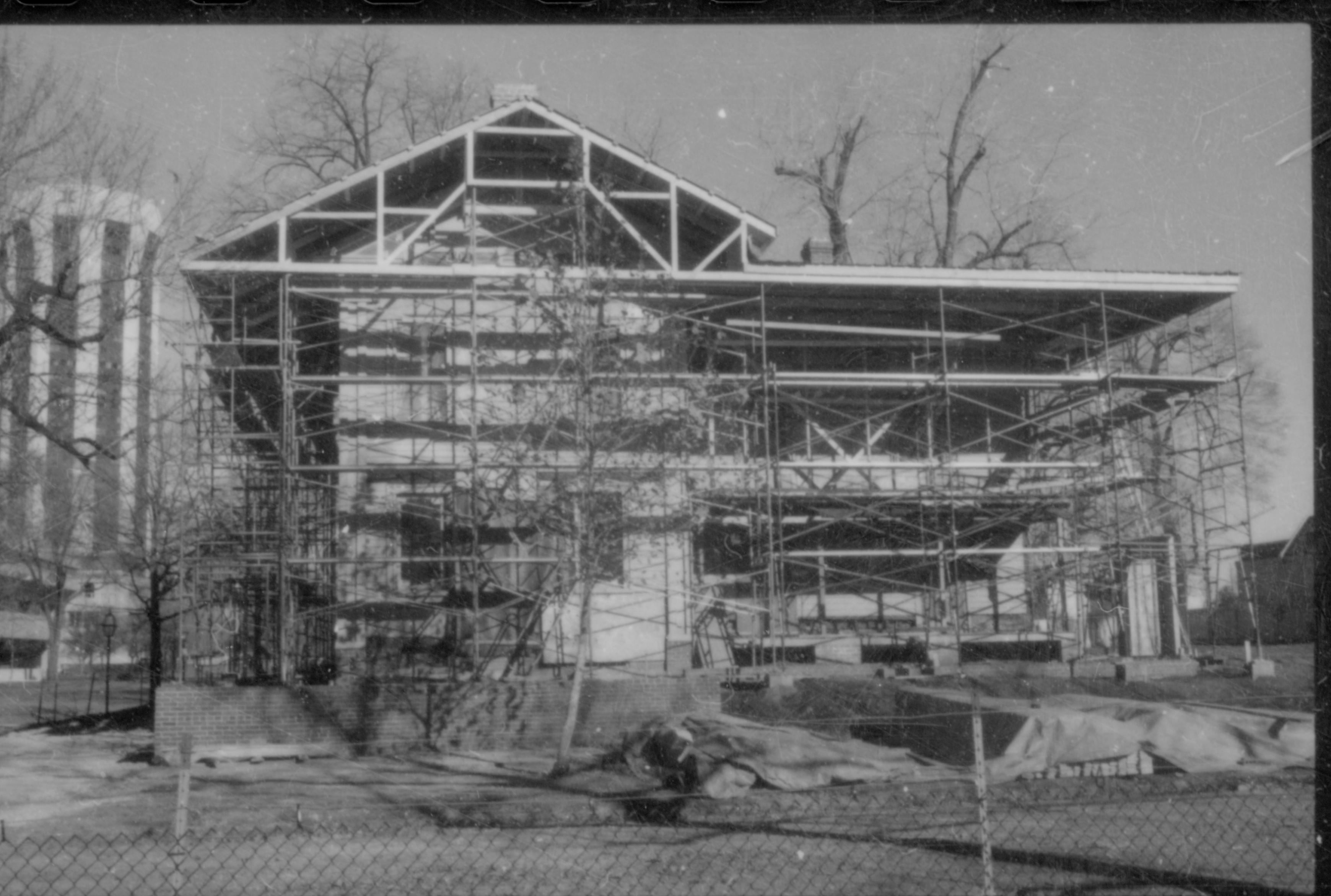 NA Lincoln, Home, Restoration, Exterior, Scaffolding