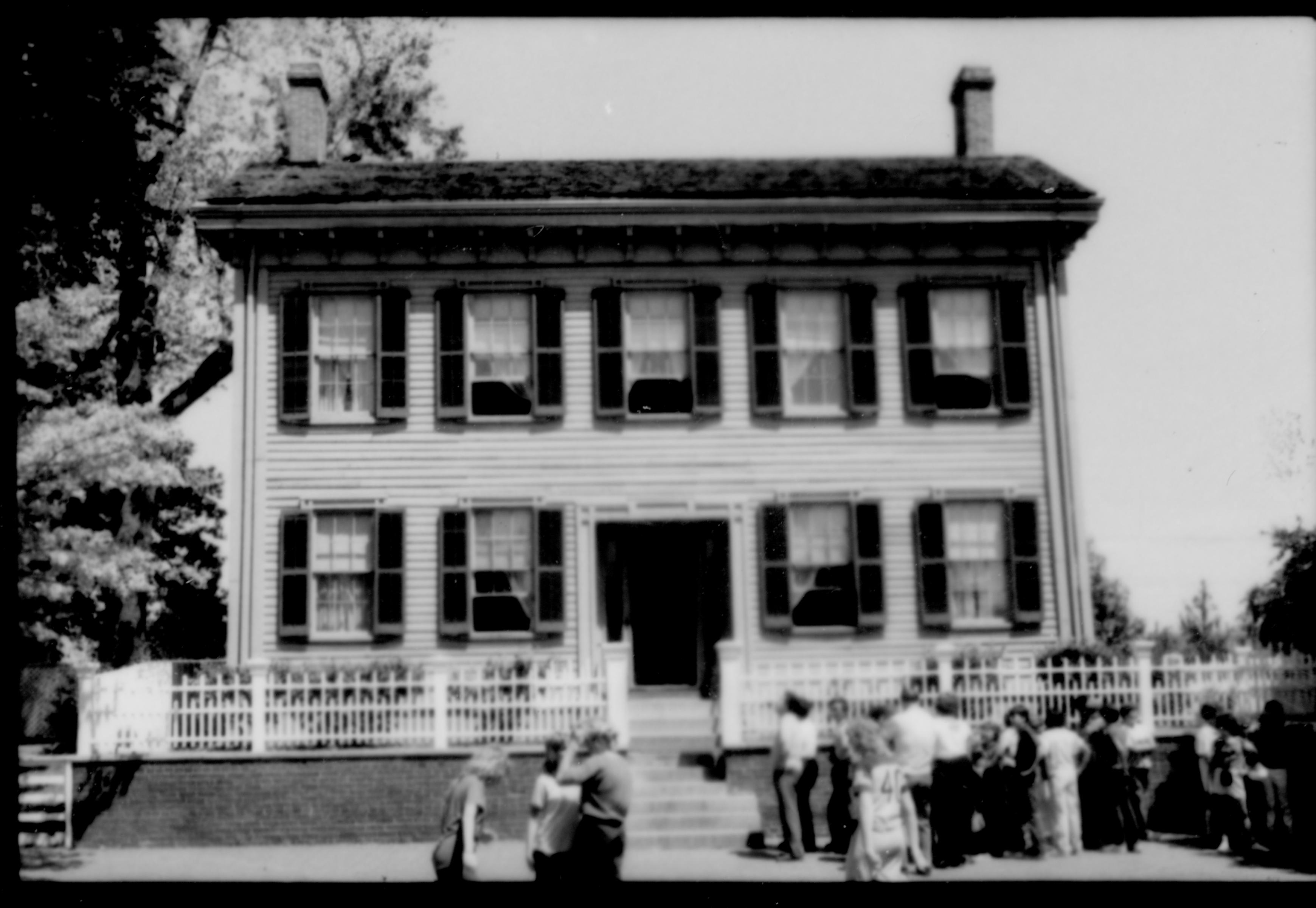 NA Lincoln, Home, Restoration, front