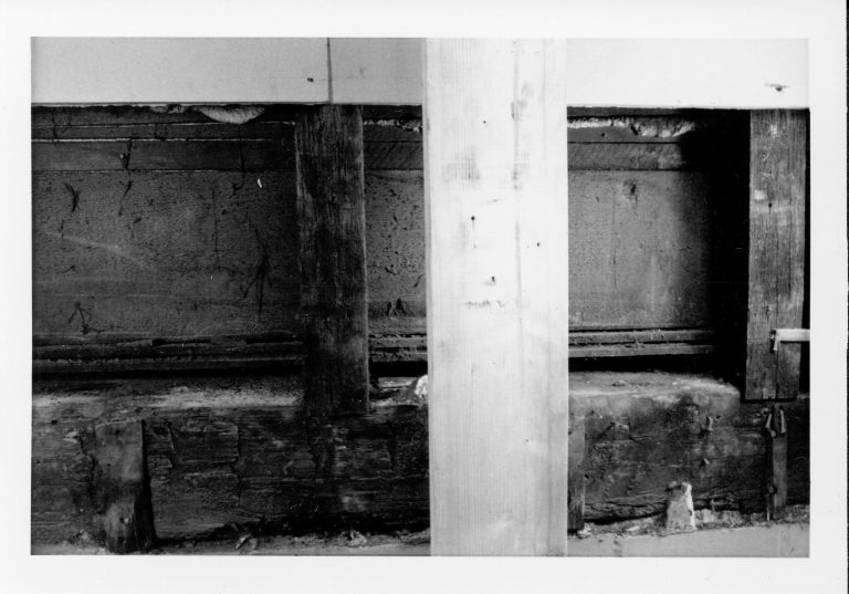 NA 16-Nov Lincoln, Home, Restoration