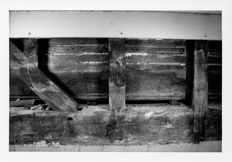 NA 23-Nov Lincoln, Home, Restoration