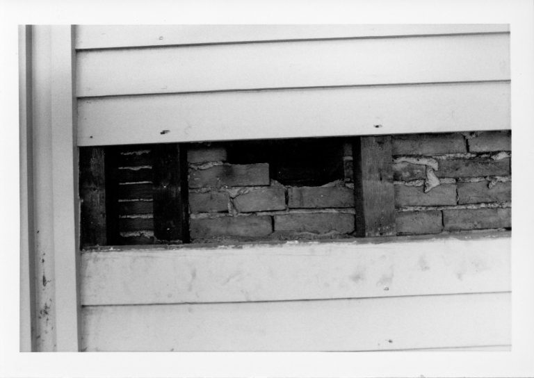 NA 28-Nov Lincoln, Home, Restoration