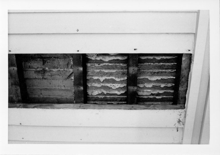 NA 21-Dec Lincoln, Home, Restoration