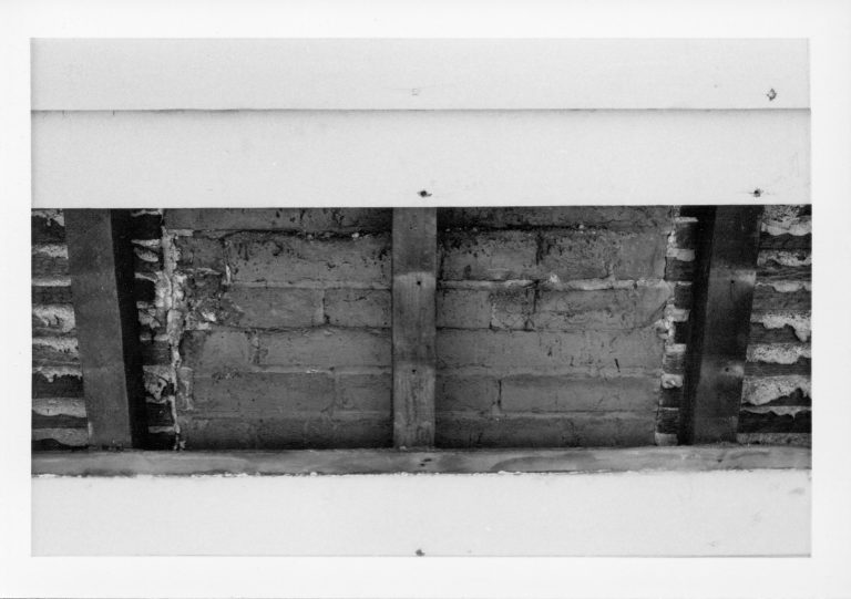 NA 22-Dec Lincoln, Home, Restoration