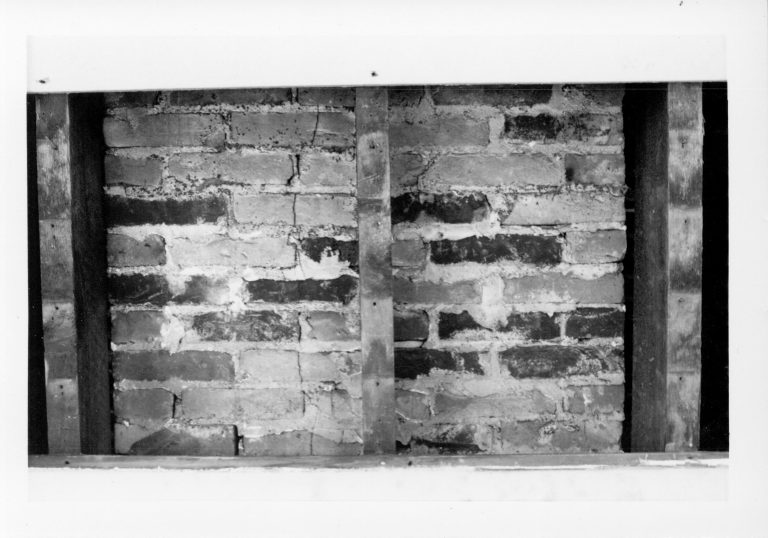 NA 30-Dec Lincoln, Home, Restoration