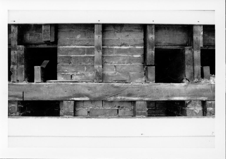 NA 4-Dec Lincoln, Home, Restoration