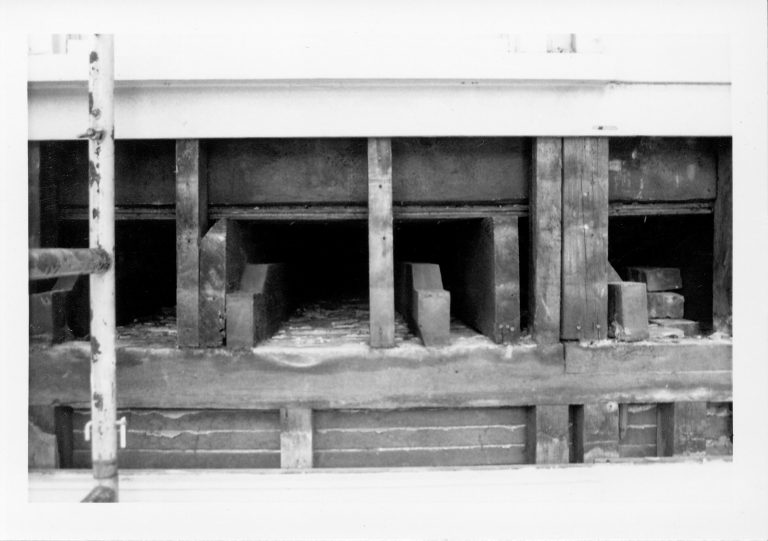 NA 8-Dec Lincoln, Home, Restoration