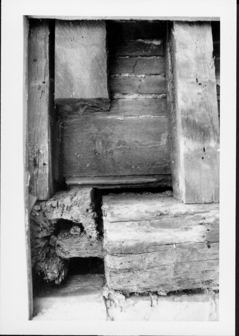 NA 11-Jan Lincoln, Home, Restoration