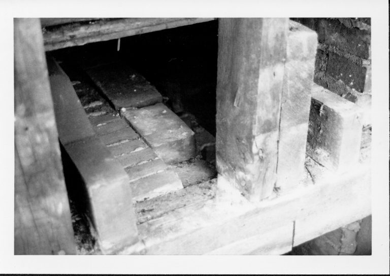 NA 29-Jan Lincoln, Home, Restoration