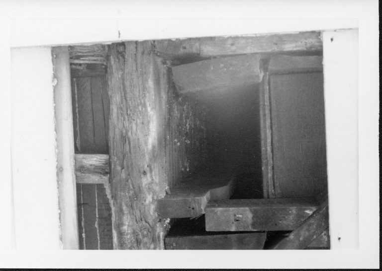 NA 3-Jan Lincoln, Home, Restoration