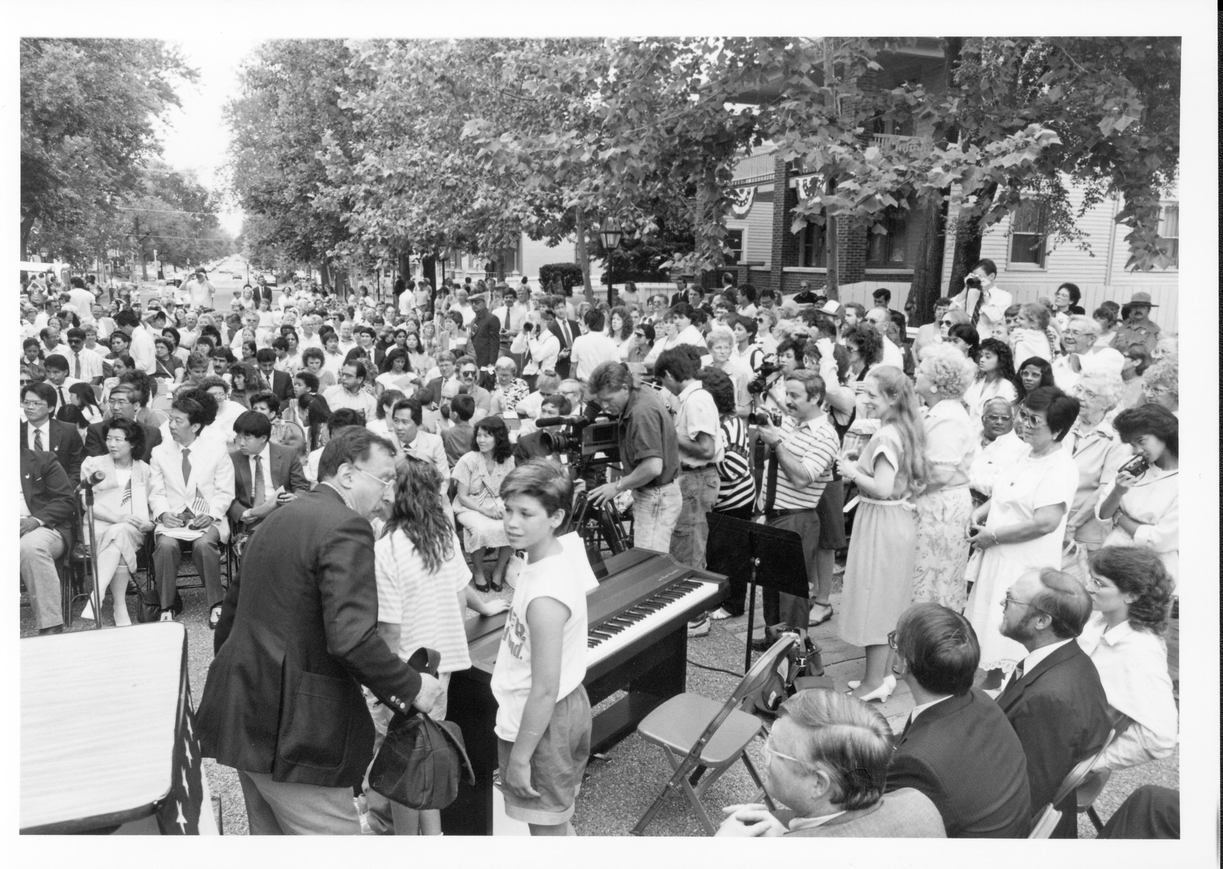 Naturalization Program 52-6 Lincoln, Home, Restoration, Rededication