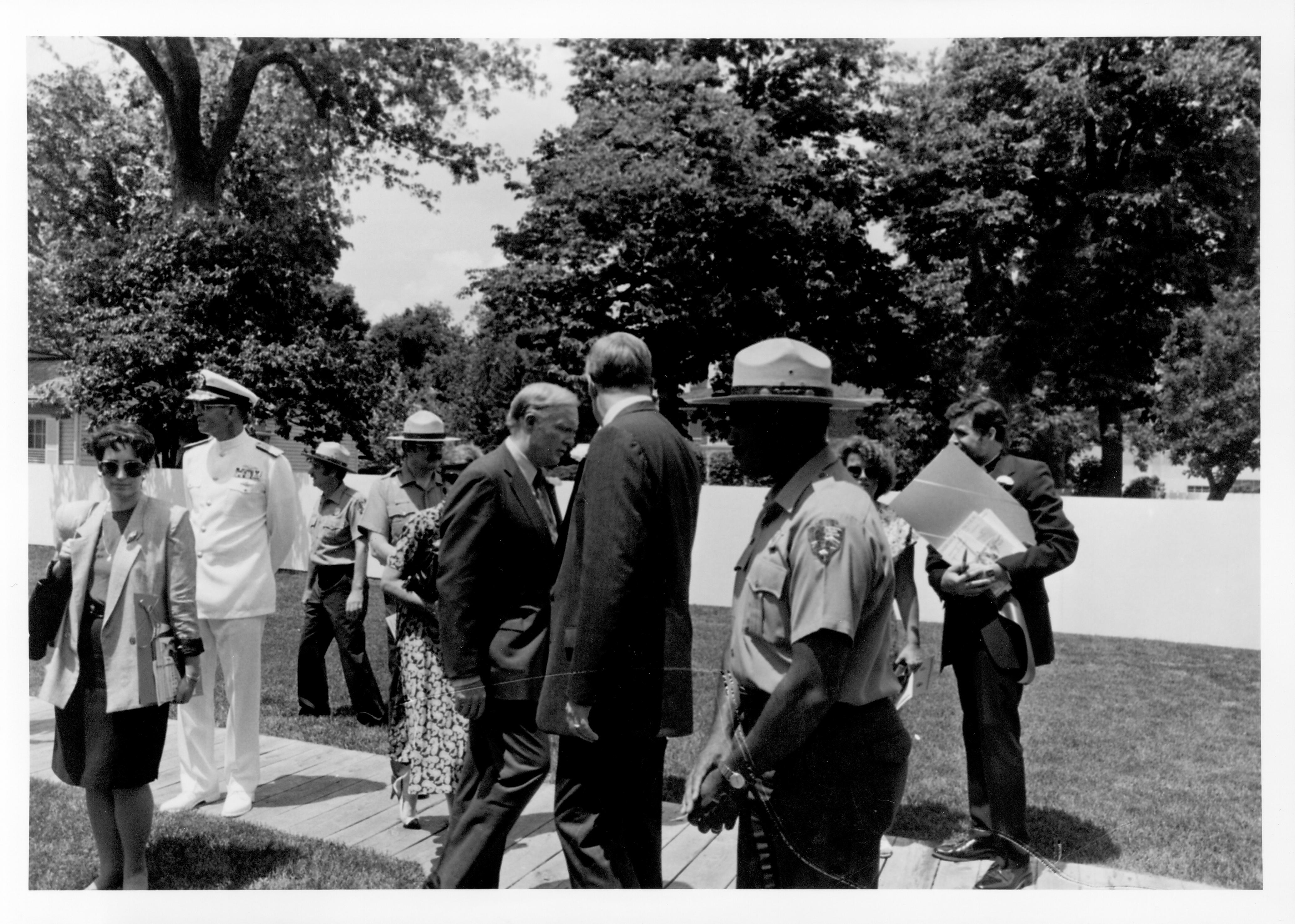 Gov. Thompson In L.H. Backyard 56-35 Lincoln, Home, Restoration, Rededication