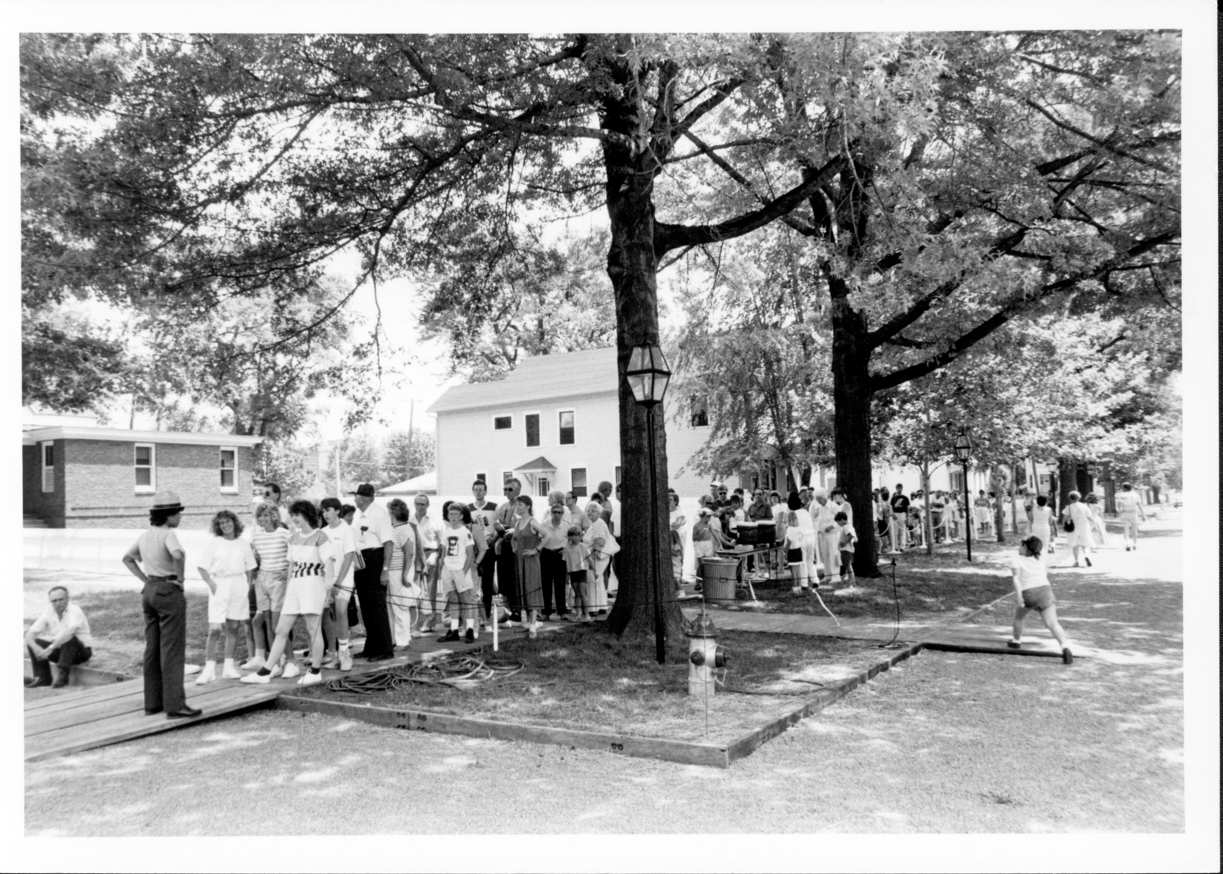 Visitors in line for Lincoln Home - Lynn Labon, ranger Lincoln, Home, Restoration, Rededication, Reopening, Visitors, Lynn Labon