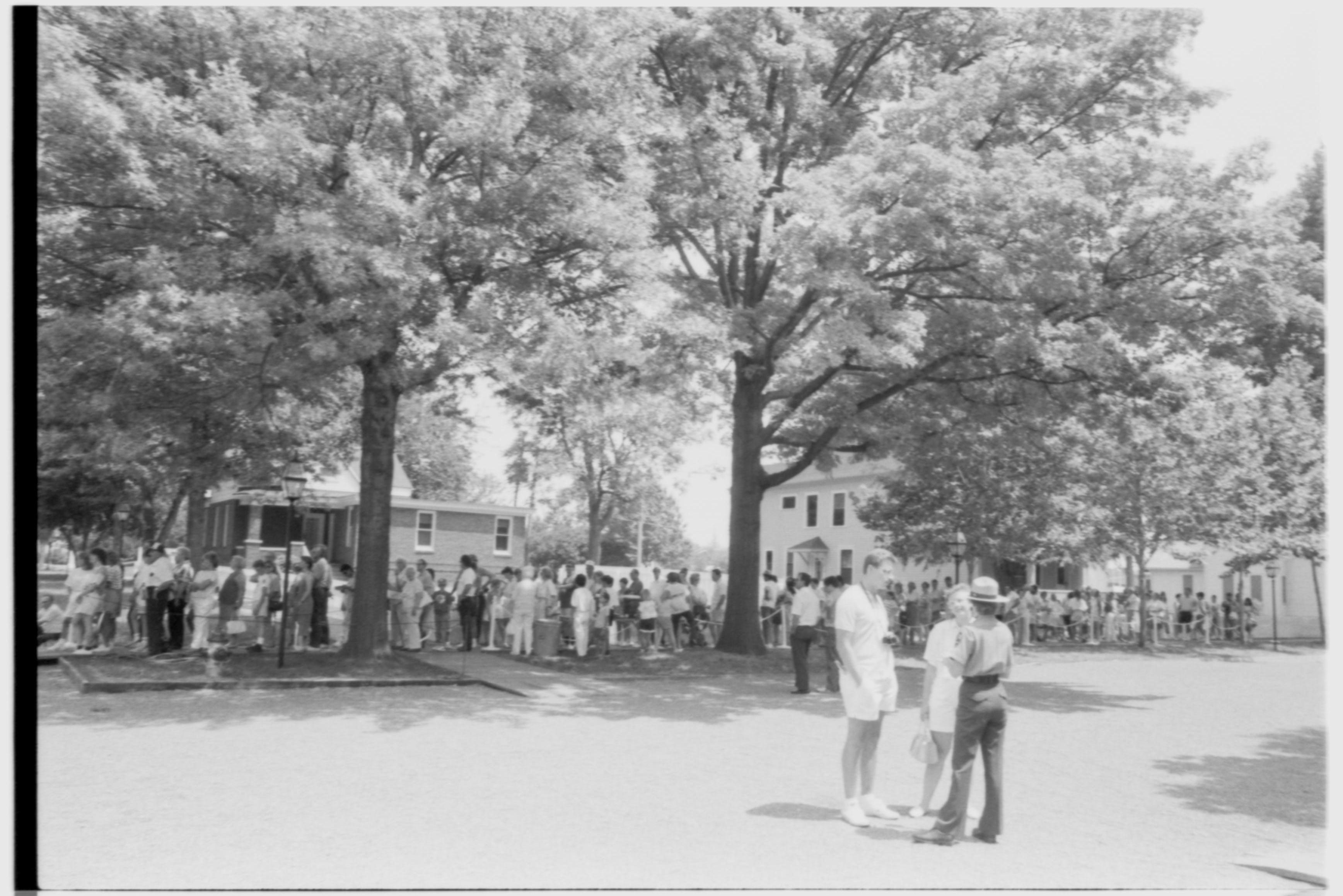 NA Tours of Lincoln Home EUE; File #66 Lincoln, Home, Restoration, Rededication, Reopening, Visitors