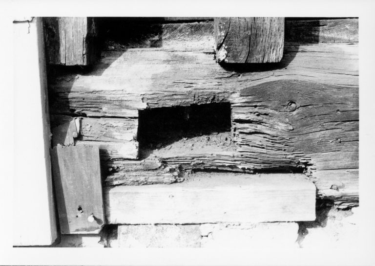 NA 18-Mar Lincoln, Home, Restoration