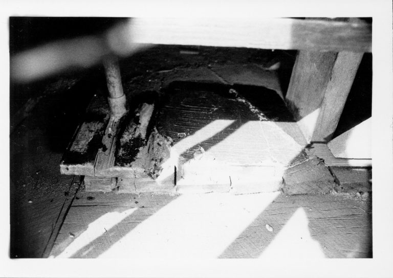 NA 7-Mar Lincoln, Home, Restoration