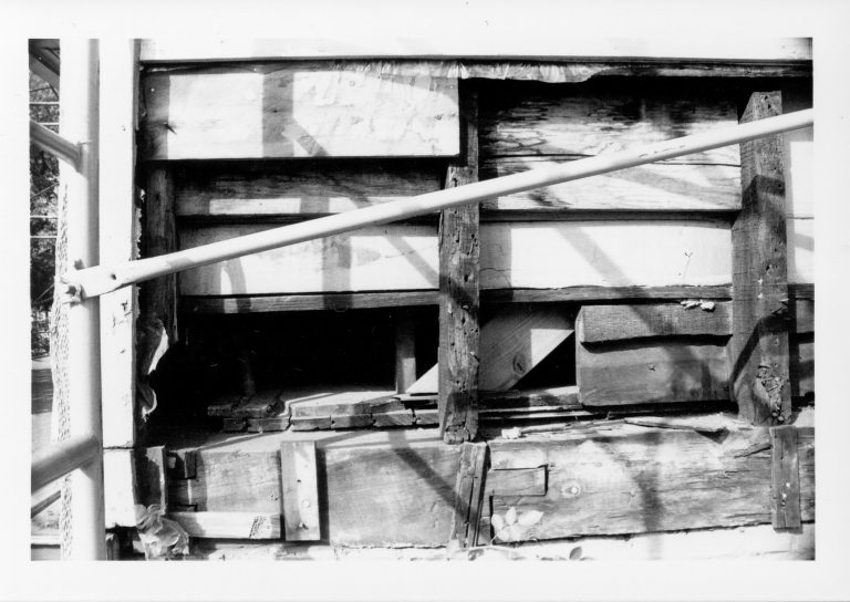 NA 9-Mar Lincoln, Home, Restoration