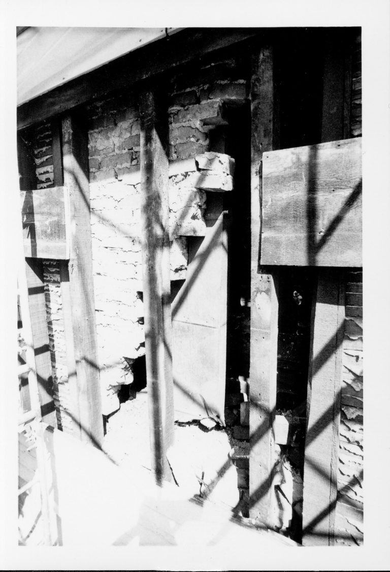 NA 10-May Lincoln, Home, Restoration