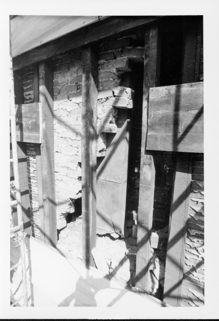 NA 12-May Lincoln, Home, Restoration