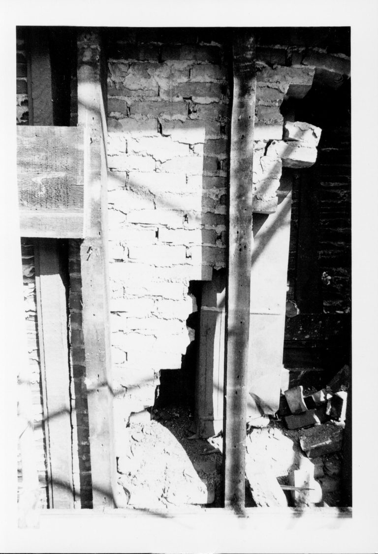 NA 15-May Lincoln, Home, Restoration