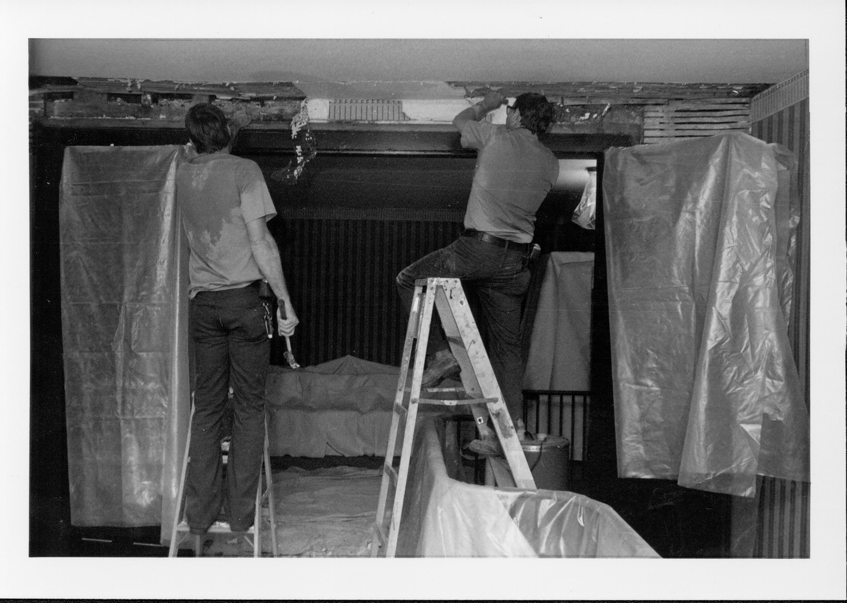 NA 18-May Lincoln, Home, Restoration
