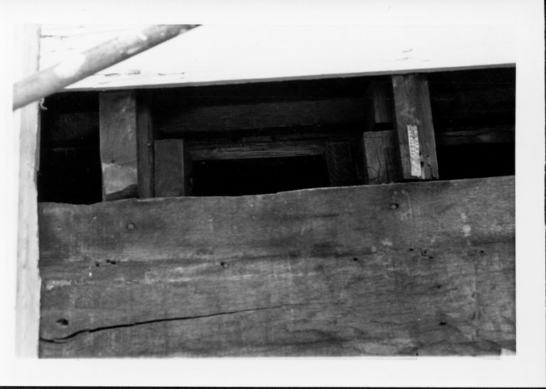 NA 16-Jun Lincoln, Home, Restoration