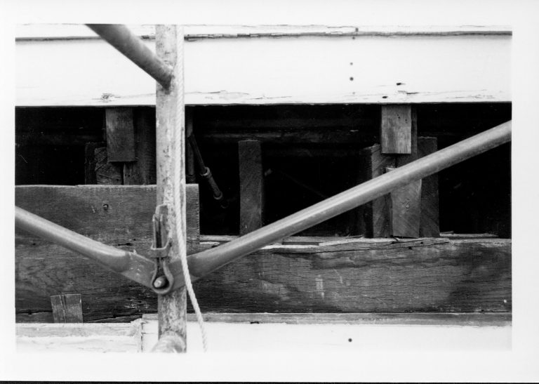 NA 17-Jun Lincoln, Home, Restoration