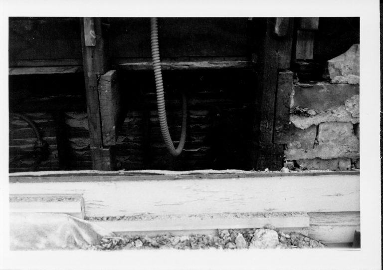 NA 29-Jun Lincoln, Home, Restoration