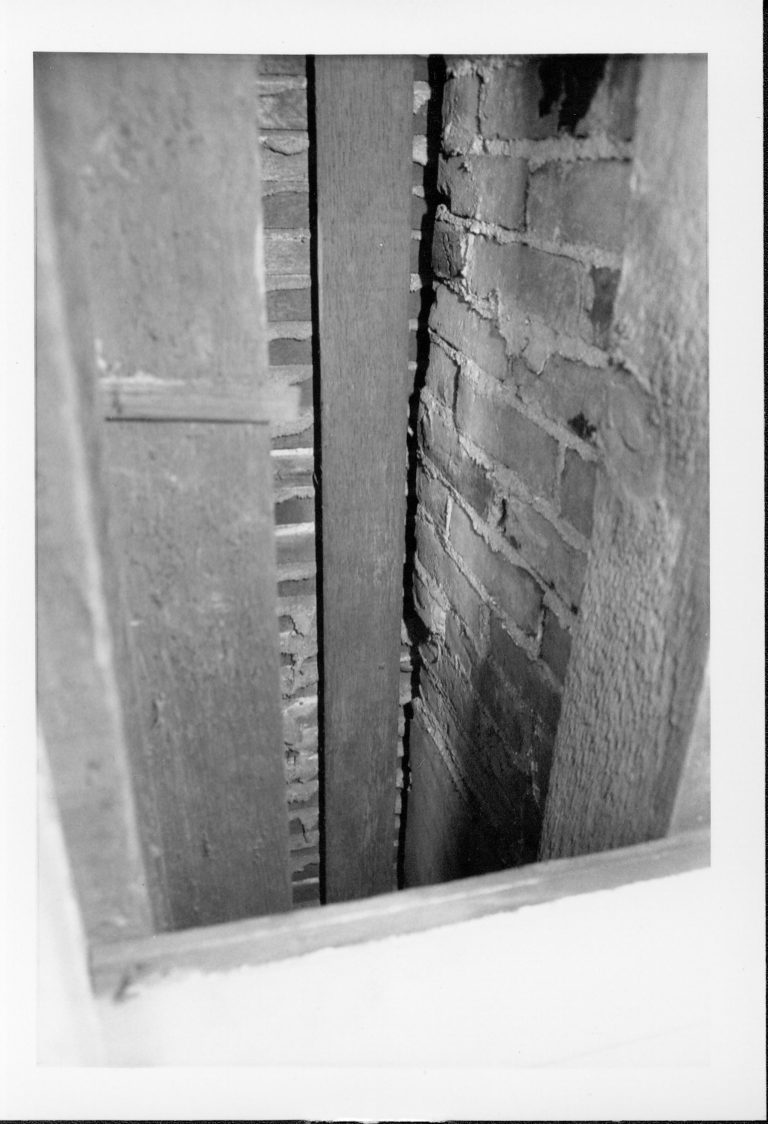 NA 18-Sep Lincoln, Home, Restoration