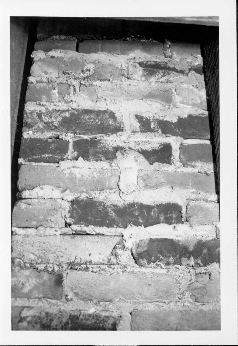 NA 22-Sep Lincoln, Home, Restoration