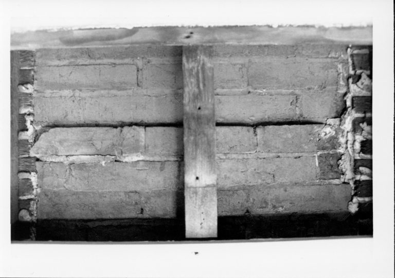 NA 26-Sep Lincoln, Home, Restoration