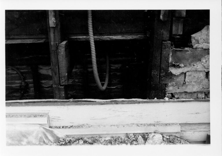 NA 4-Oct Lincoln, Home, Restoration