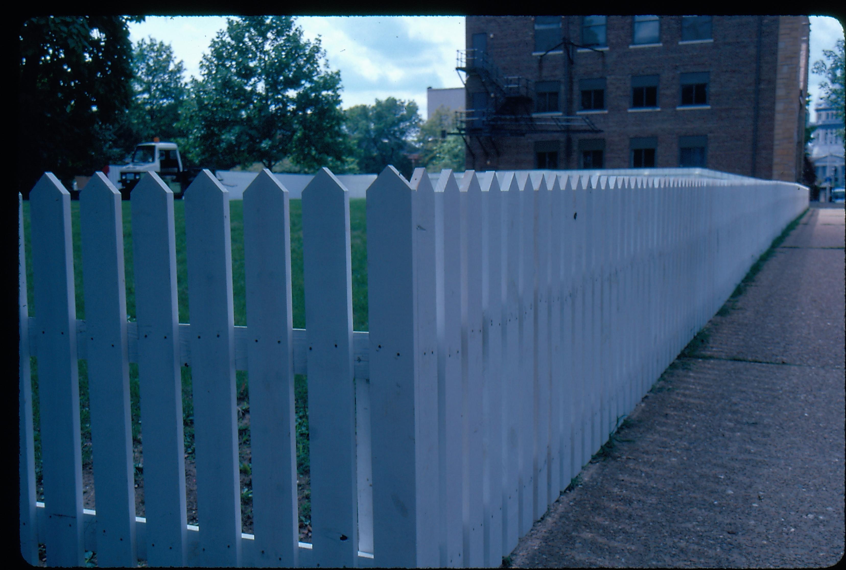 New fence 34 Fences