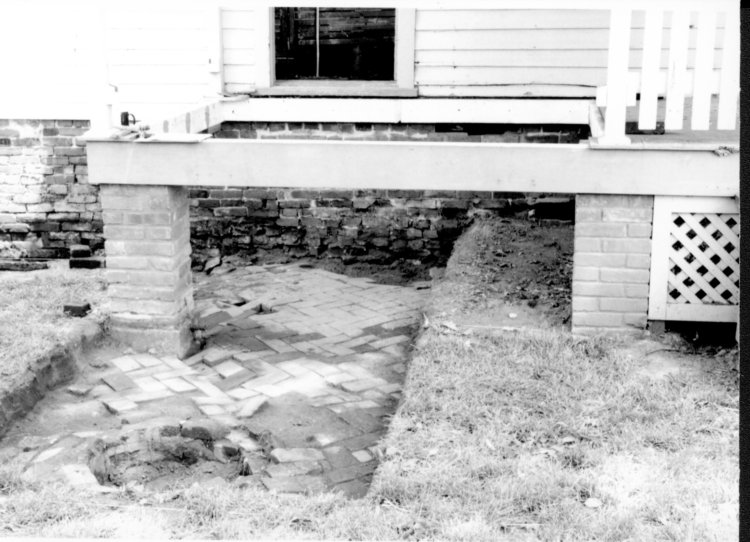 Cistern 6 Sprigg, House, Foundation