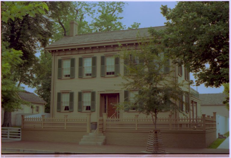 NA PrintFile: Accessibility - 16C Lincoln, Home