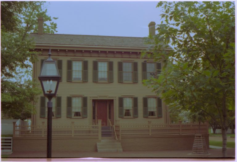 NA PrintFile: Accessibility - 16C Lincoln, Home