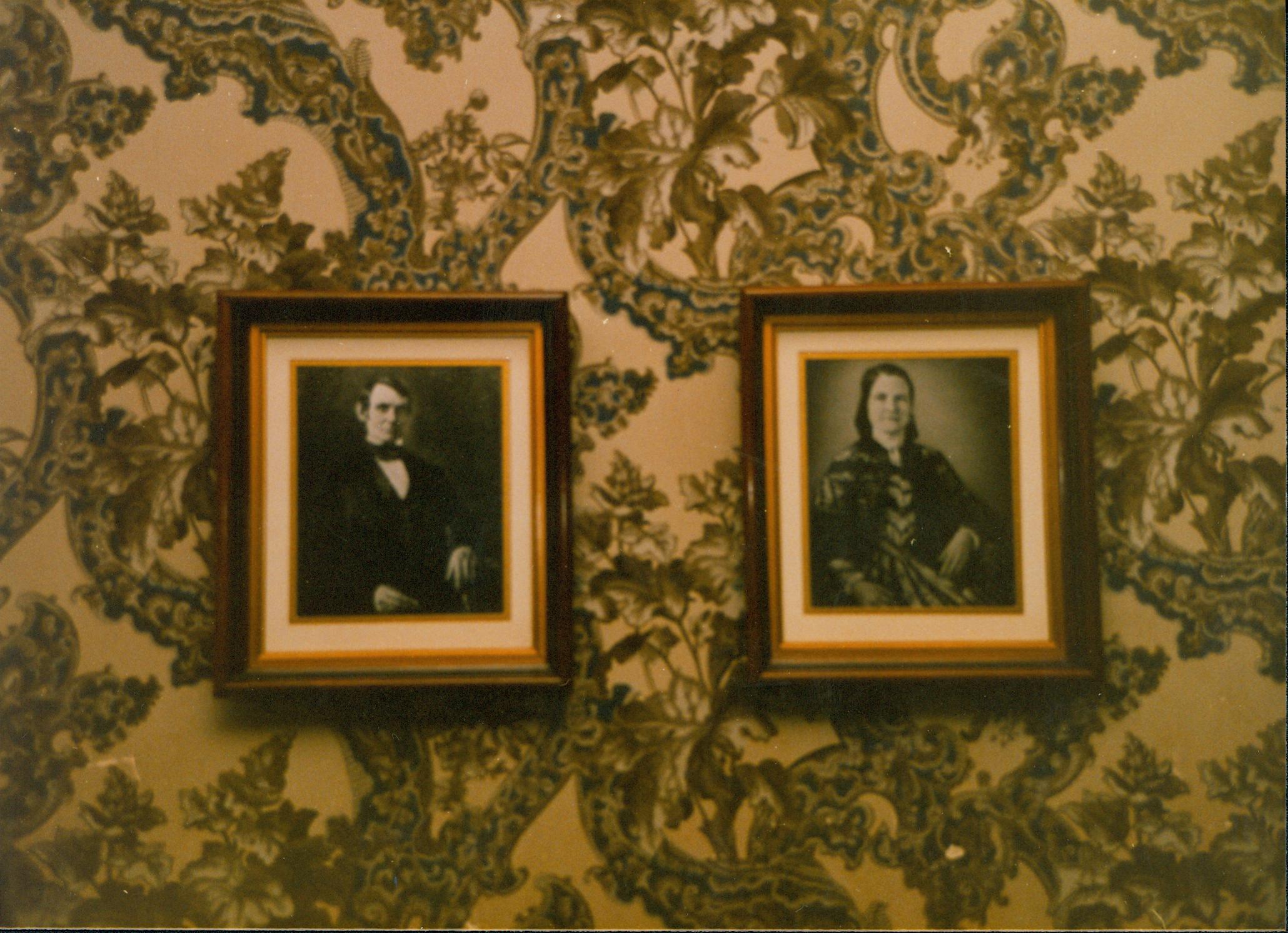 NA Interpretation, Home Furnishings, Home Decor, Photographs of Mr. and Mrs. Lincoln