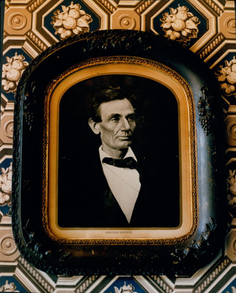 NA Interpretation, Photograph of Lincoln