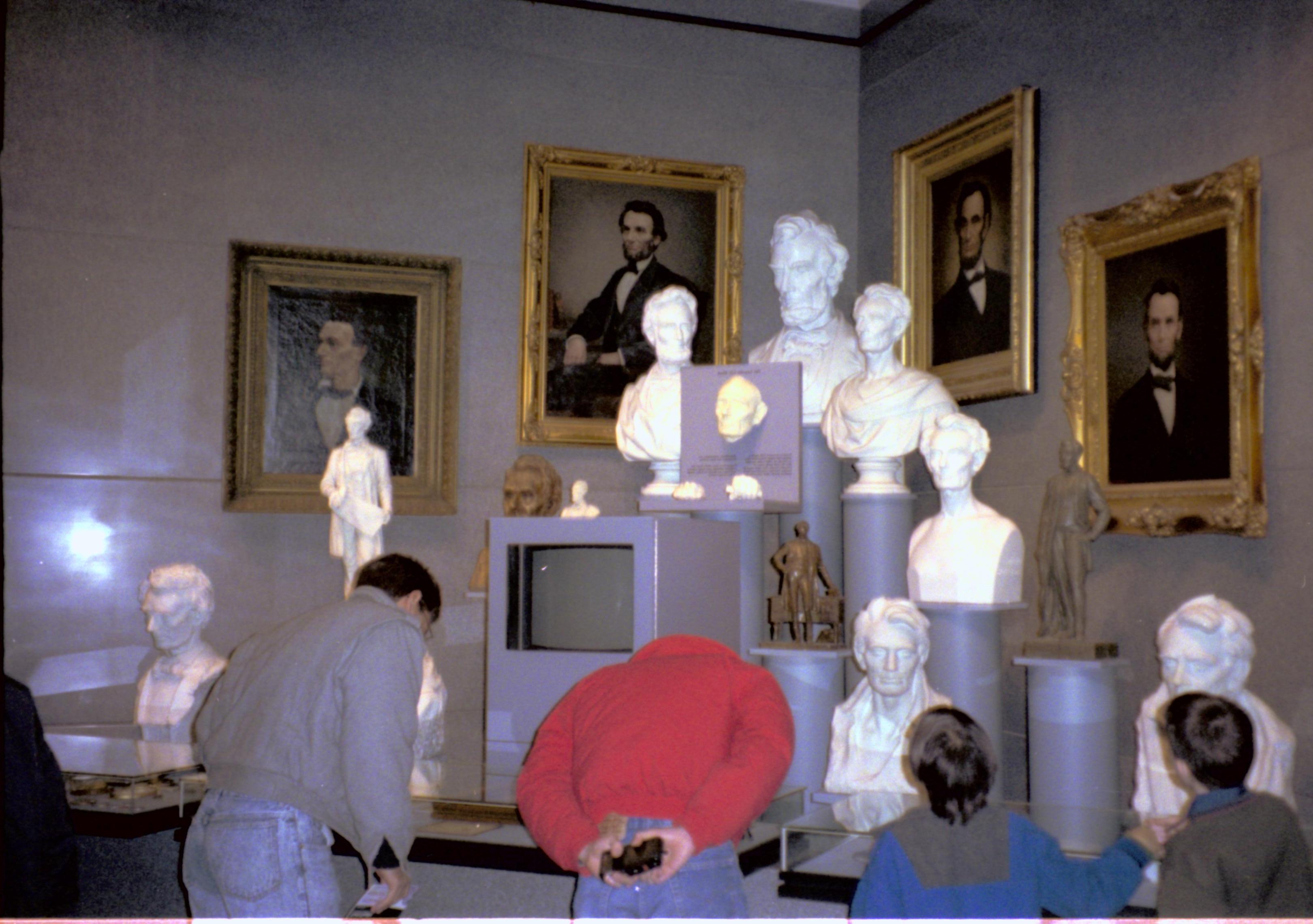 NA neg. sleeve(LIHO Door, Clock, Cahokia Mnds., Natl Portrait Gallery) Lincoln, artifacts, bust