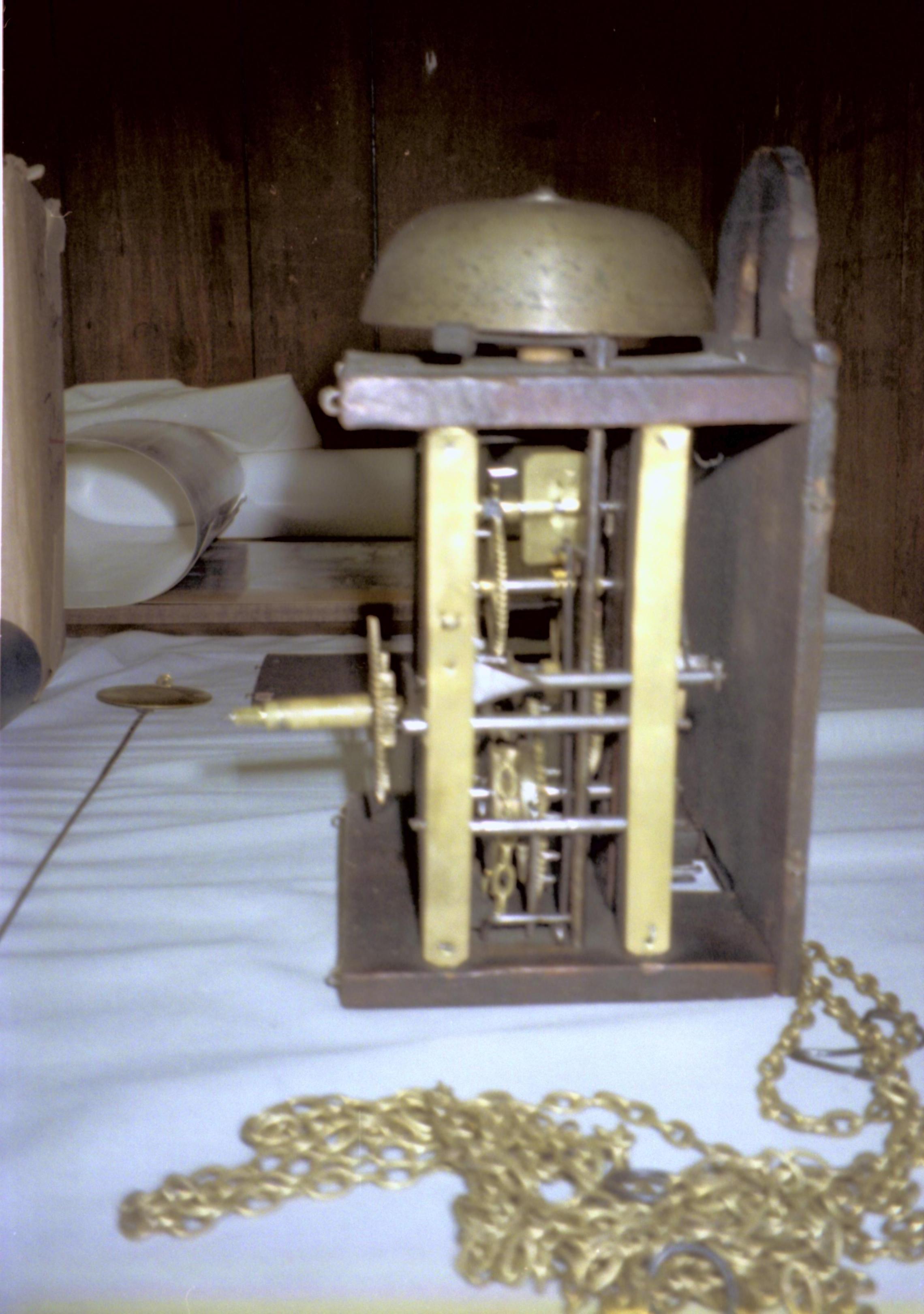 NA neg. sleeve(LIHO Door, Clock, Cahokia Mnds., Natl Portrait Gallery) Lincoln, artifacts, clock