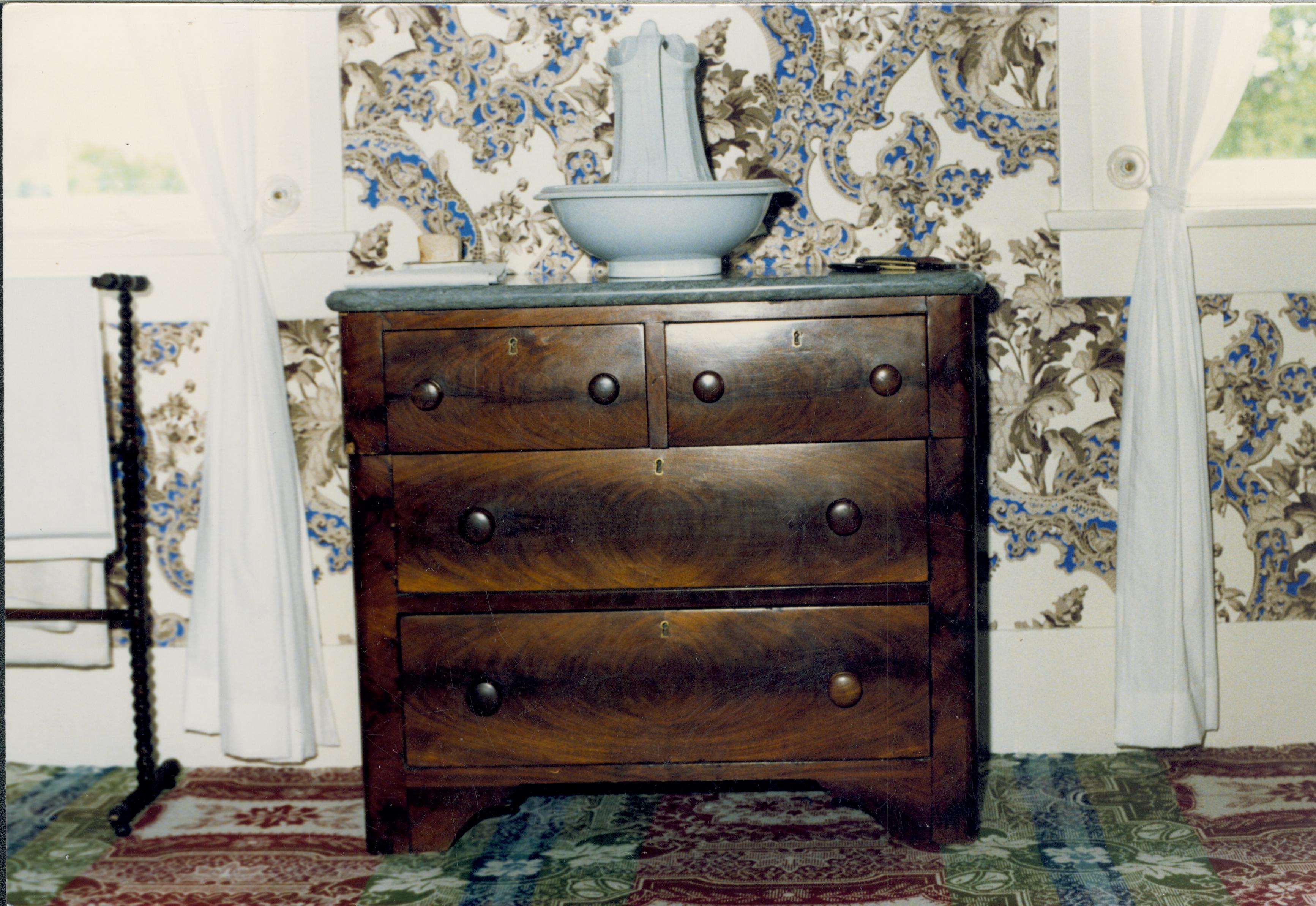 NA   Lincoln, home, furnishings