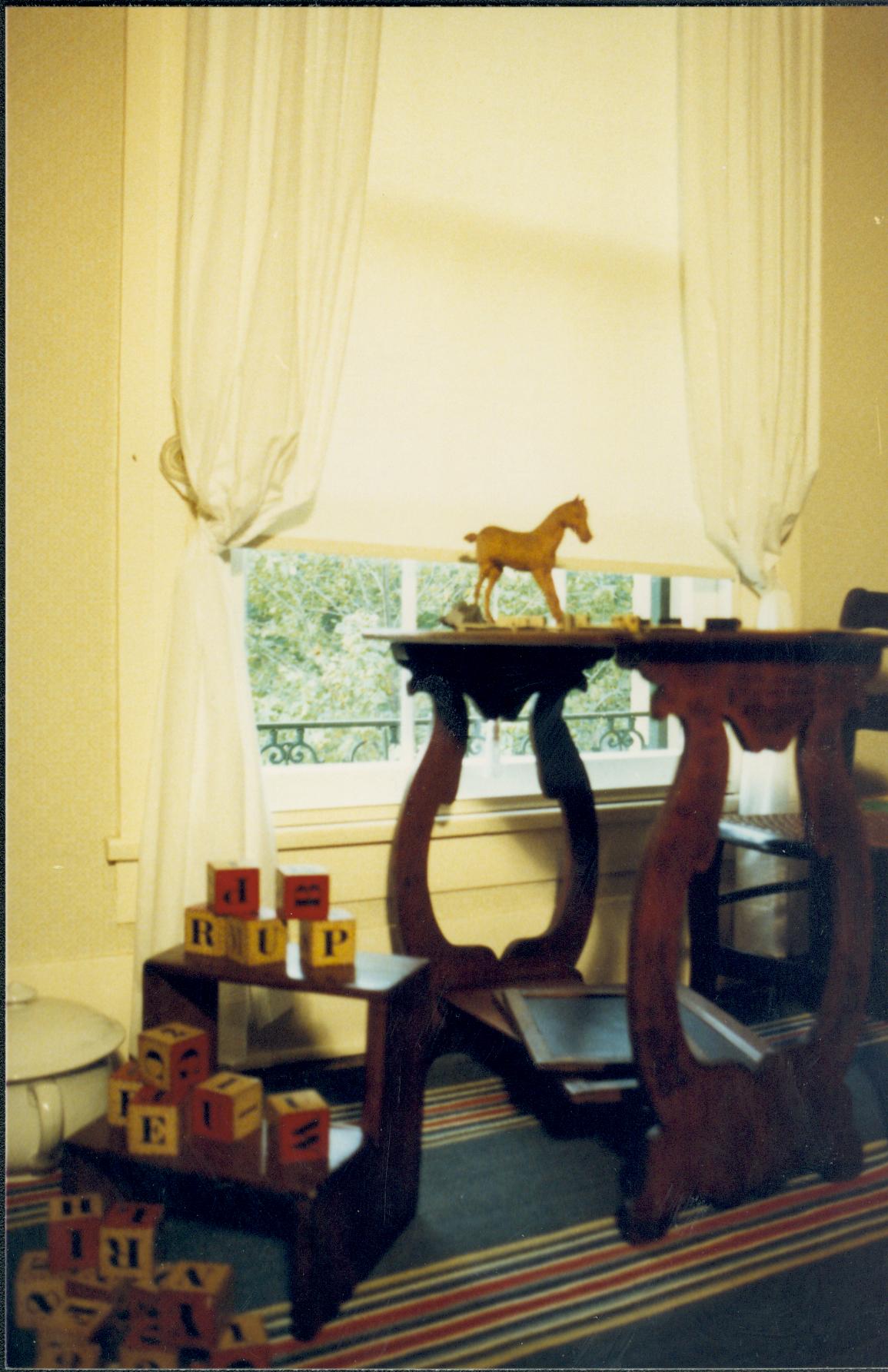 NA   Lincoln, home, furnishings