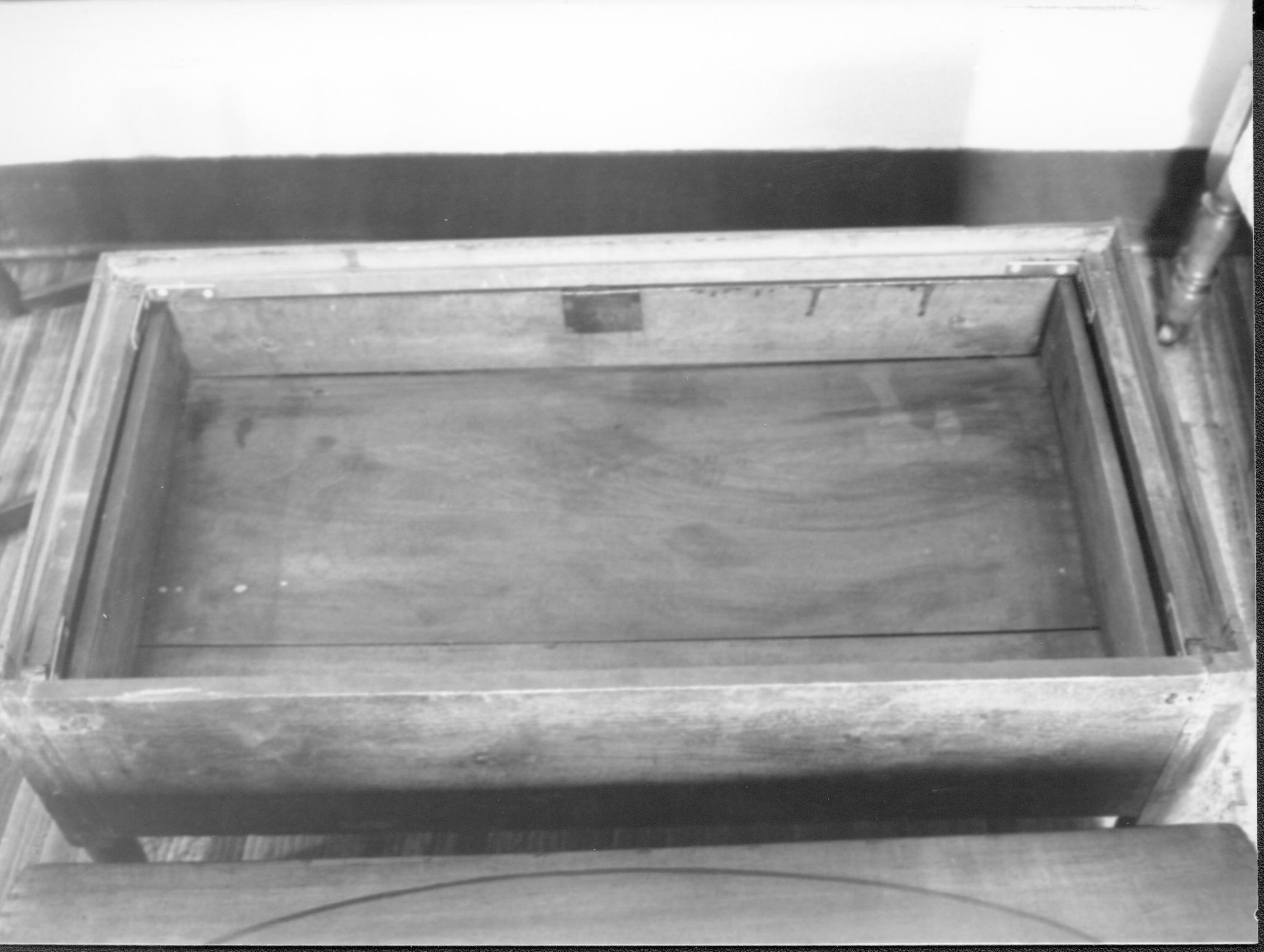 NA LIHO- 97 K 7 Trunk furnishings, trunk