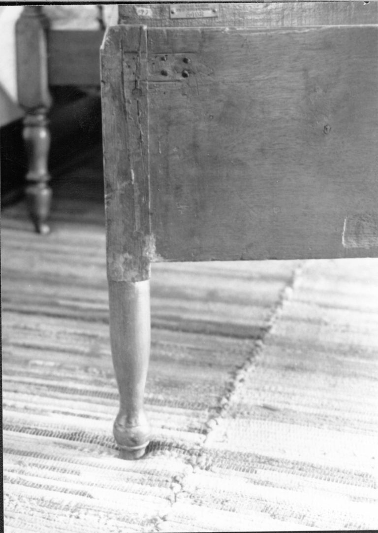 NA LIHO- 97 K 7 Trunk furnishings, trunk