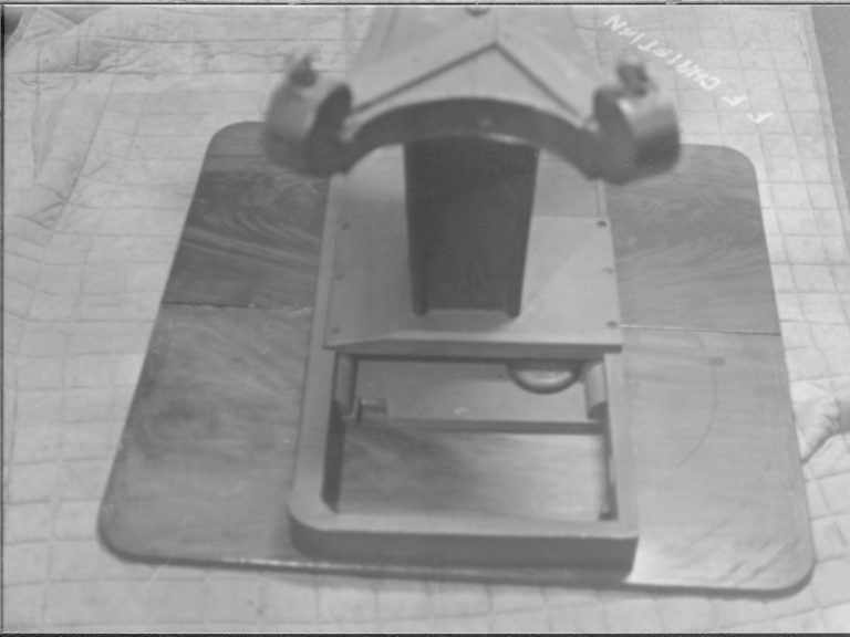 NA LIHO- 29 D 10 Game Table  furnishings, game table