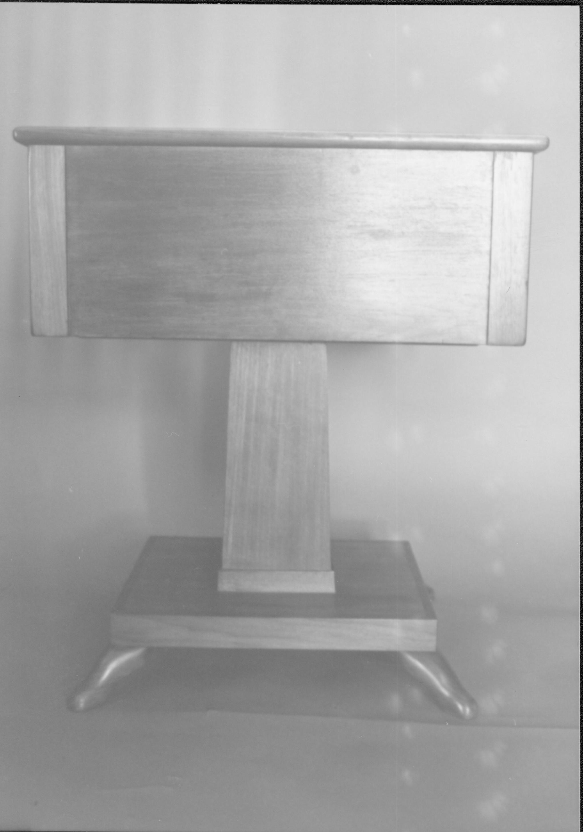 NA LIHO- 46 I 10 Sewing Table furnishings, sewing table