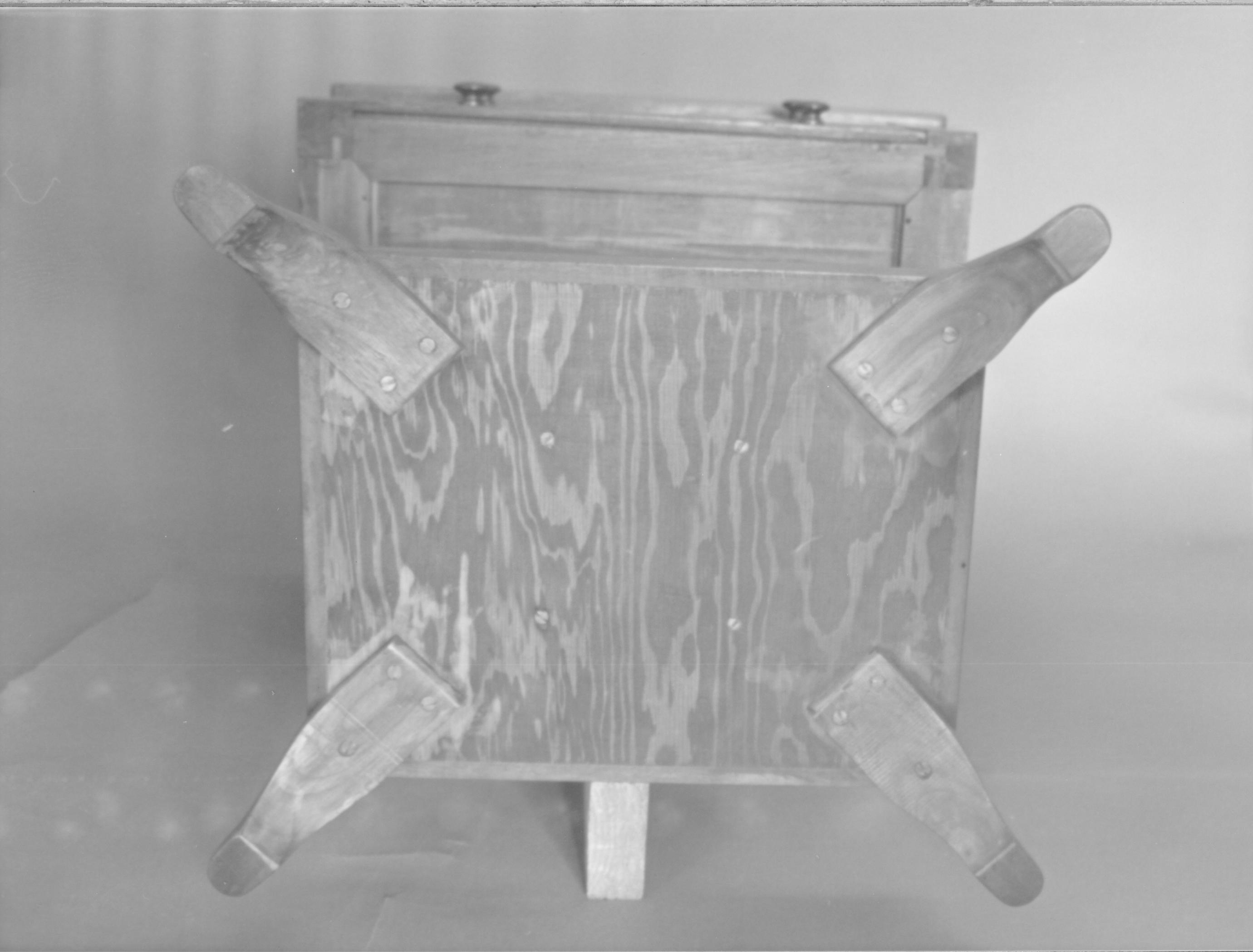 NA LIHO- 46 I 10 Sewing Table furnishings, sewing table
