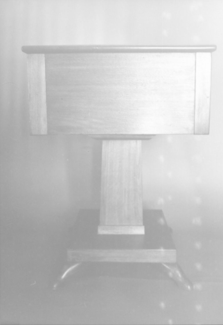 NA LIHO- 46 I 10 Sewing Table furnishings, sewing table