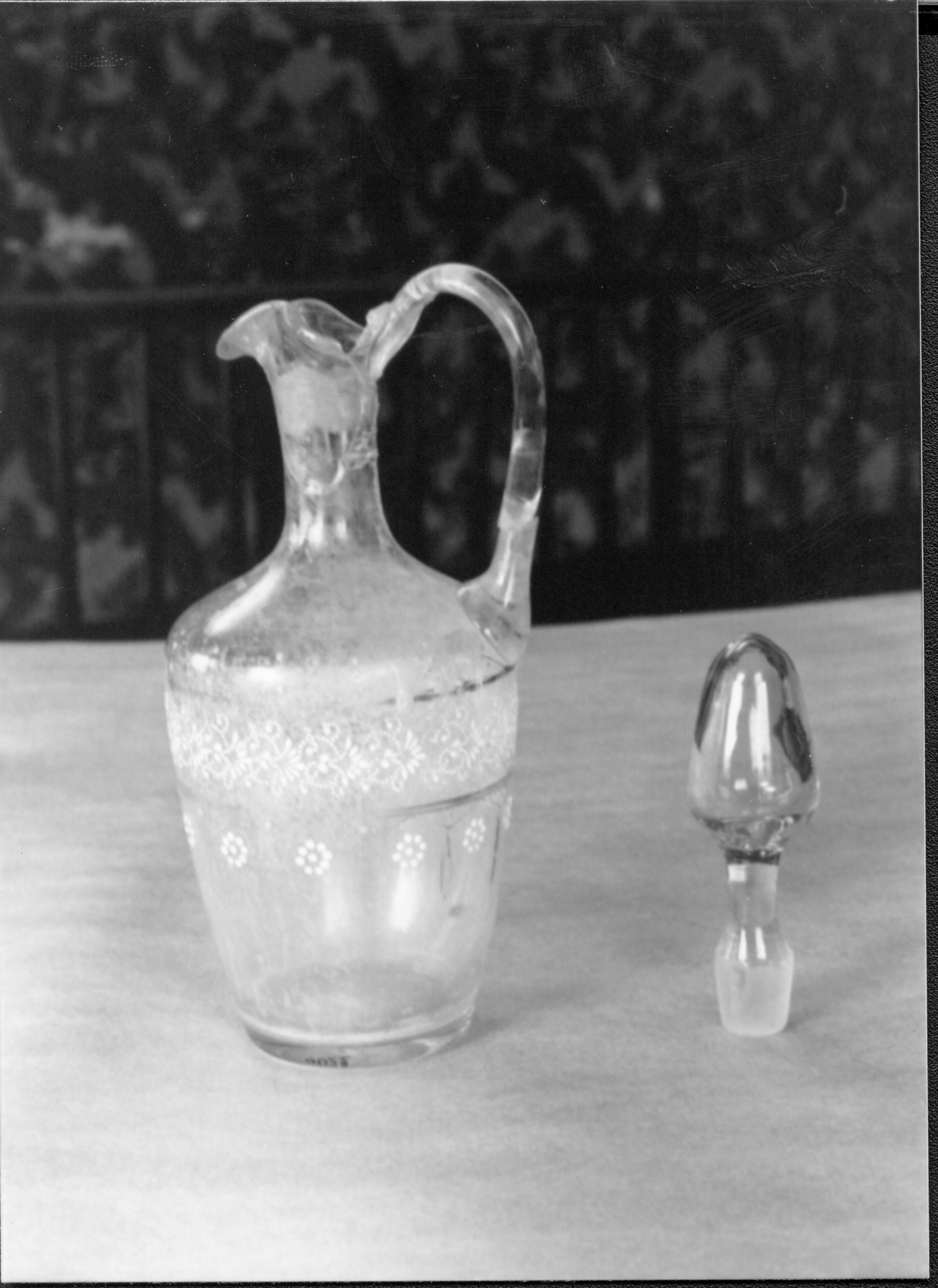 Glass pitcher with stopper LIHO- 259 Glass pitcher, roll 16, #28 furnishings, pitcher